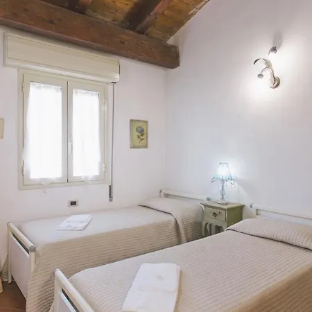 Nautilus 10 Villa